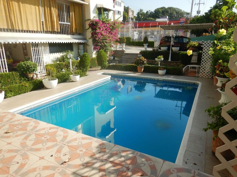 Hotel Suites Licha