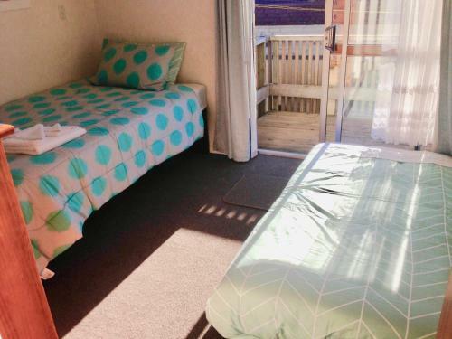 Hostal Big & Bright Guest House