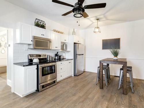 Charming And Newly Renovated Home In Arnprior