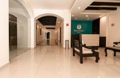 Sendero Hotel