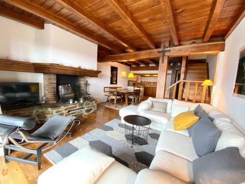 Rustic Chic Apartment El Tarter 55c