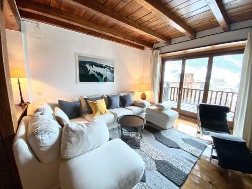 Rustic Chic Apartment El Tarter 55c