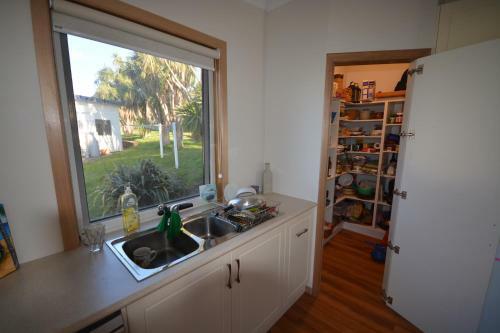 Bed & Breakfast Seascape Beach House