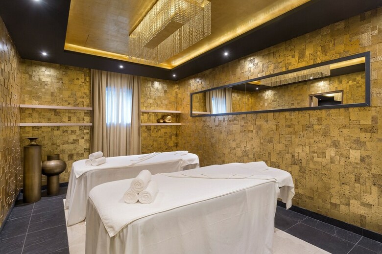 Pine Cliffs Hotel, A Luxury Collection Resort
