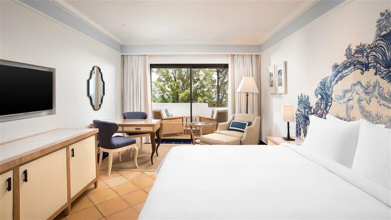 Pine Cliffs Hotel, A Luxury Collection Resort