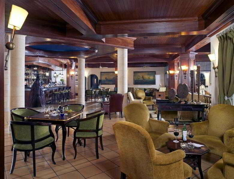 Pine Cliffs Hotel, A Luxury Collection Resort