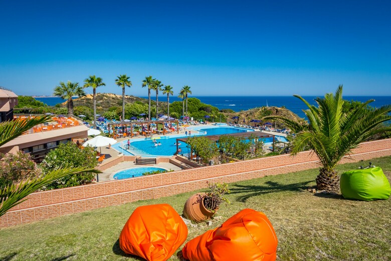 Hotel Auramar Beach Resort