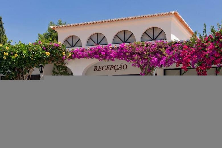 Hotel Rocha Brava Village Resort