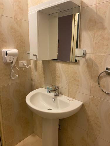 Golden Beach Apartments