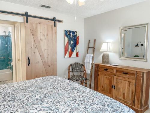 051 Topsail Home