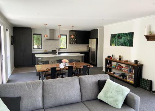 24 Chalet Crescent