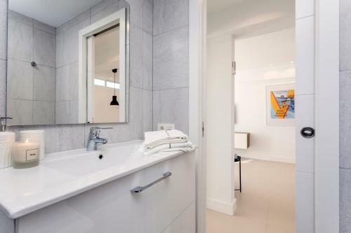 Apartamento Seaview Flat With Sunny Balcony - Central Marbella