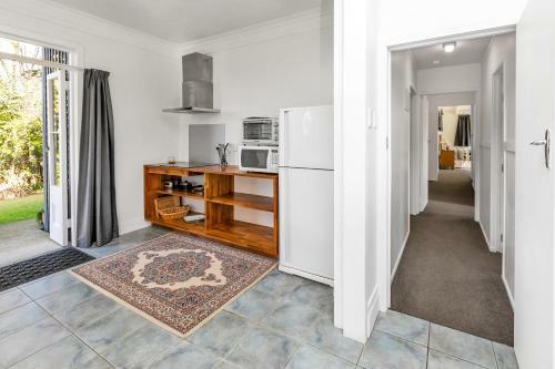 Haruru Drift - Haruru Falls Downstairs Holiday Unit
