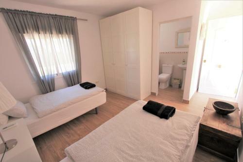 Villa In Puerto Banus