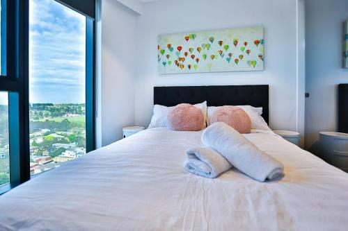 Box Hill Central Sky One Apartment