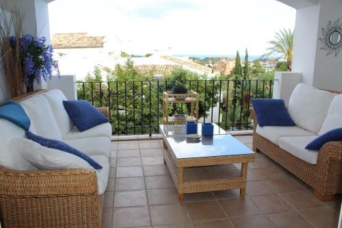 Altos La Quinta Apartment
