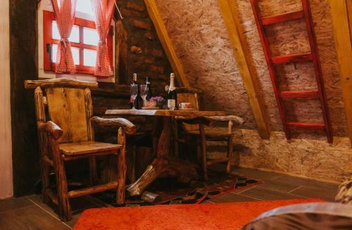Etno Village Dolina Sre?e