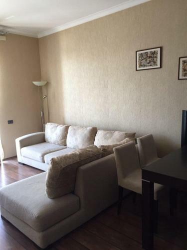 Hatai Avenue 38 Apartment