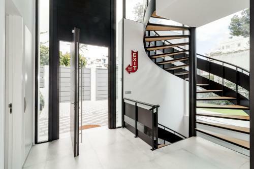 Vlg-modern 5 Bedroom Villa Close To Beach