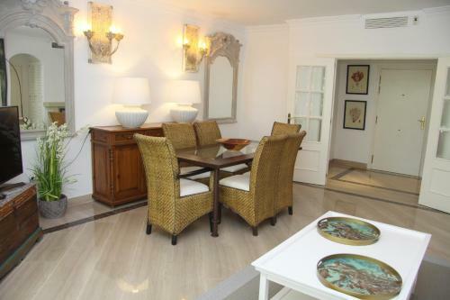 Apartamento Hacienda Playa Marbella 300 M Playa