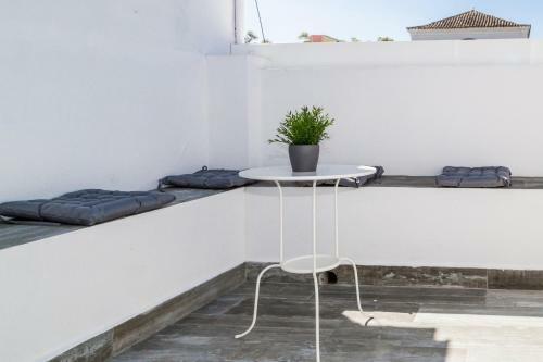 Hostal Seven Golden Mile