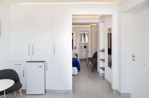 Hostal Seven Golden Mile