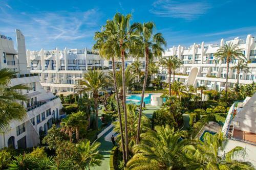 Duplex Apartment On The Beach 71
