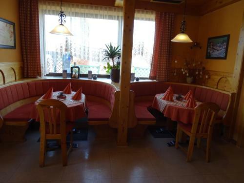 Posada Gasthof Zum Flughafen