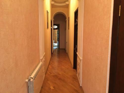 Air Ticket Off. Apartment
