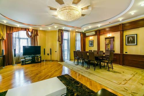 Apartment On Center Targovi