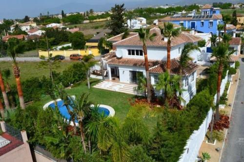 Luxury Beach Villa , Private Pool Do�a Bella