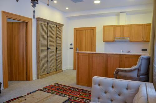 Shirvanshah Hotel