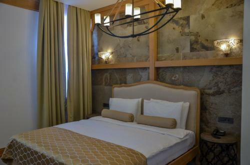 Shirvanshah Hotel
