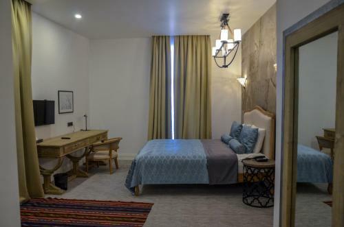 Shirvanshah Hotel