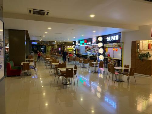 Park Azure Apartment 372