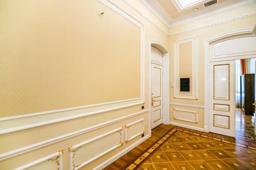 Hostal Apartment On V?p Mado