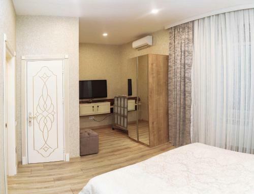 Midcity Hotel