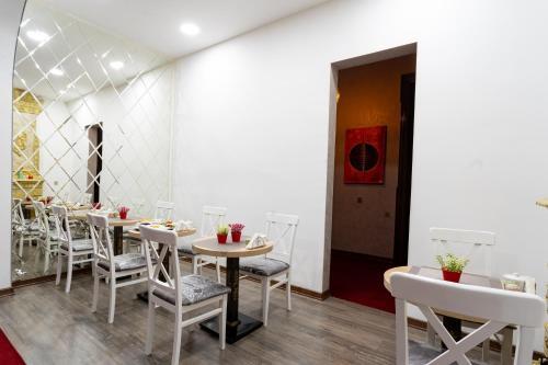 Nizami Hotel
