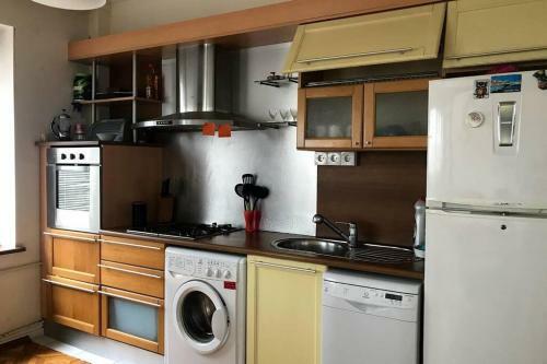 City View Apartment
