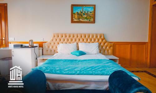 White House Hotel & Spa
