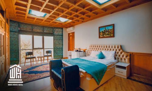 White House Hotel & Spa