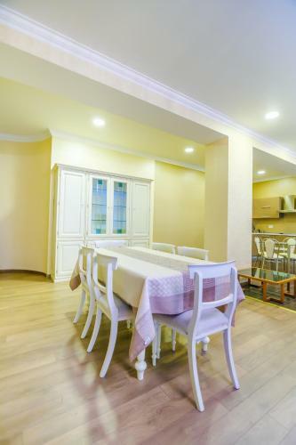 Apartamentos Lux Vip Tarqovi Centr
