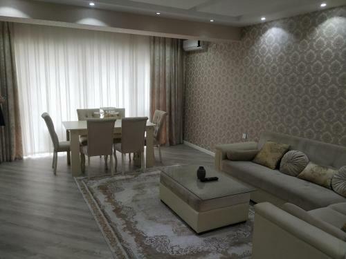 Lux Apartments