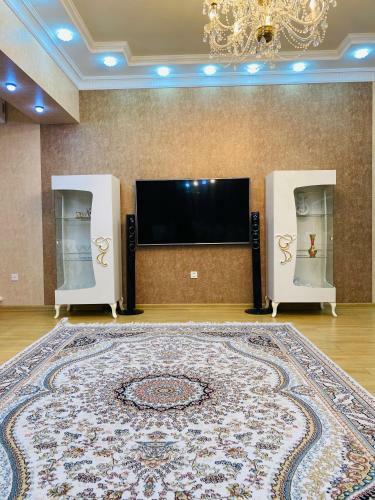 Three Bedrooms Comfortable Apartment By Baku Housing