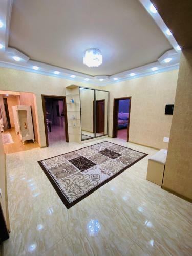 Three Bedrooms Comfortable Apartment By Baku Housing