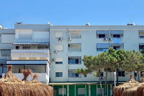 Apartamento Sunset Sea View - Beachfront Balcony - AC - Wifi