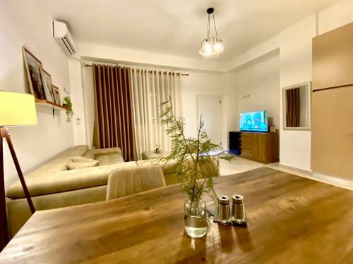 Azalea Studio Apartment In City Center