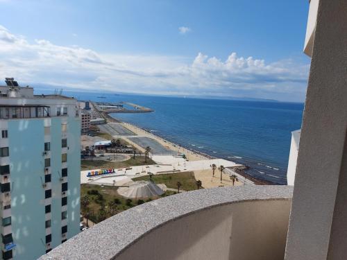 Apartamento Appartamento Trilocale Arredato