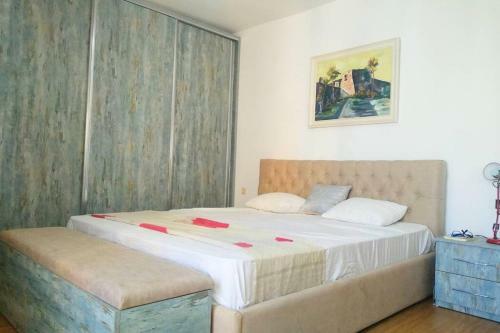 Single Room In A Shared Apartment