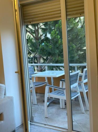 Luxury Brand New Apartament